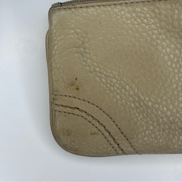 Coach Beige Leather Pebbled Wristlet Small Pouch Purse Bag - Picture 5 of 6